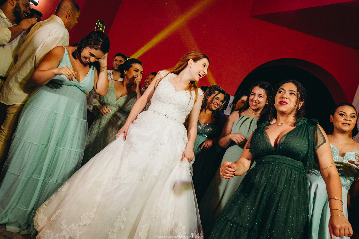 carina-e-caio-hipica-itanhaem-casamento-no-campo-brenomartinsfoto