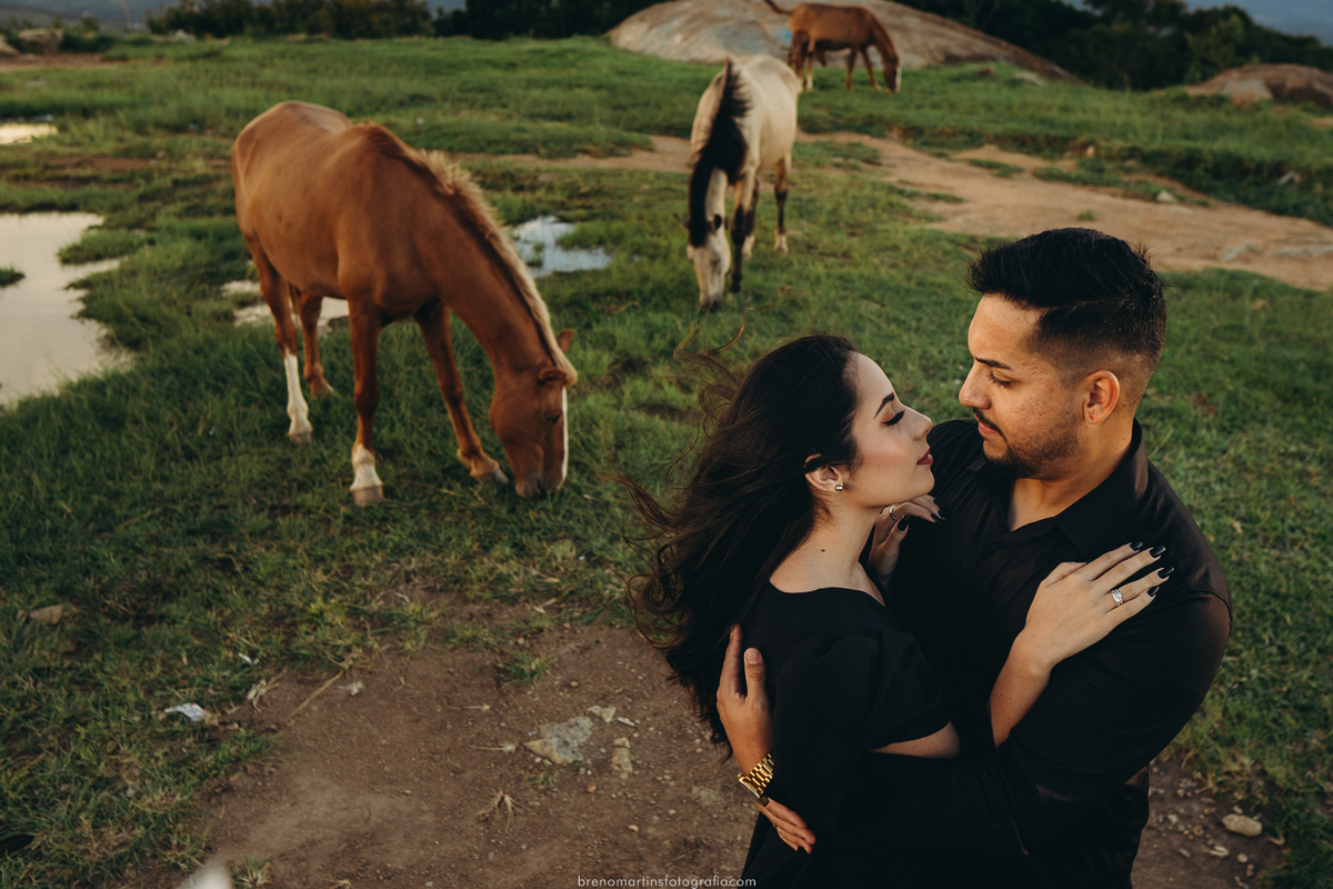 cynthya-e-carlos-pre-wedding-no-pico-do-olho-da-agua-final-de-tarde-mairipora-brenomartinsfoto-breno-martins-fotografia