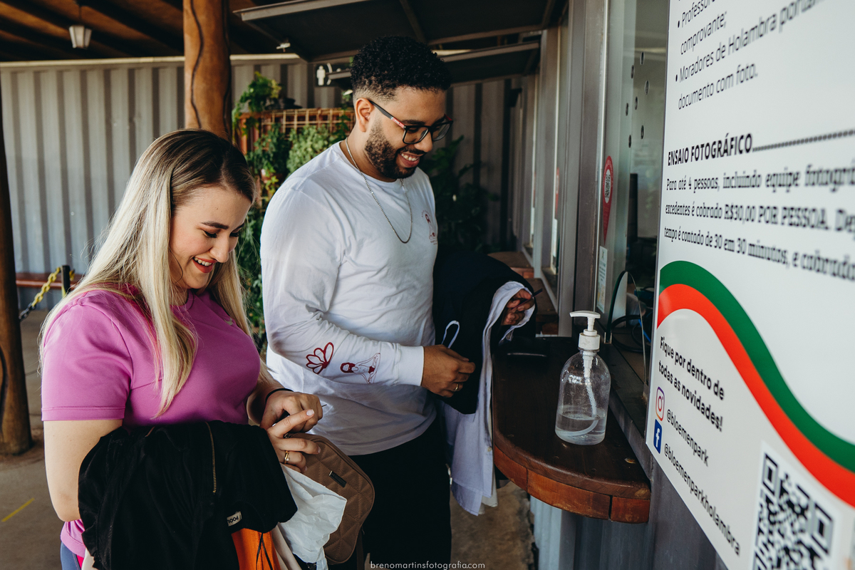 beatriz-e-douglas-pre-wedding-em-holambra-no-bloemen-park-cidade-das-flores-casamento-sud-templo-de-campinas-sao-paulo-brenomartinsfoto-breno-martins-fotografia
