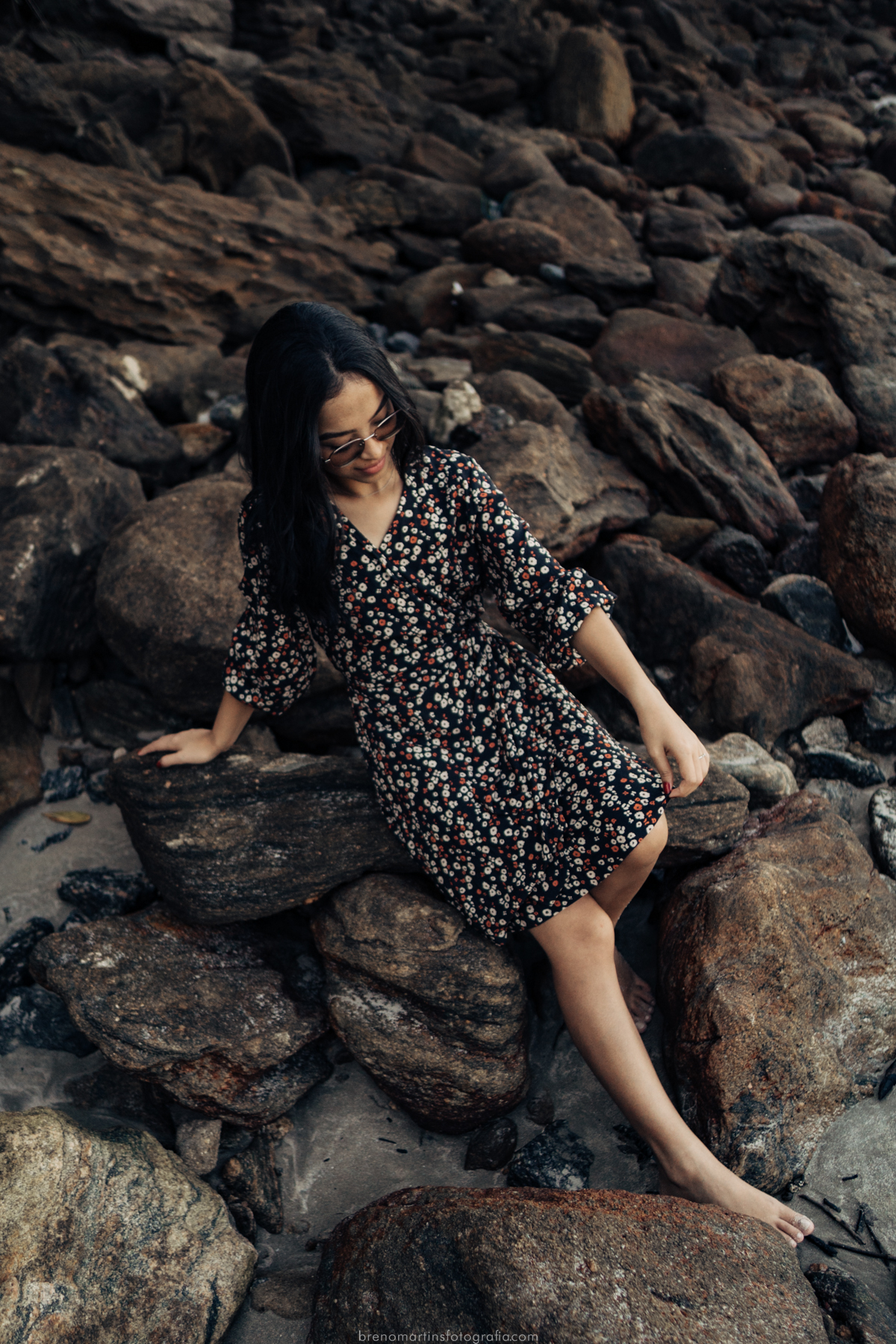 laura-e-samuel-pre-wedding-no-guaruja-ensaio-na-praia-de-sao-pedro-guaruja-sp-brenomartinsfoto-breno-martins-fotografia