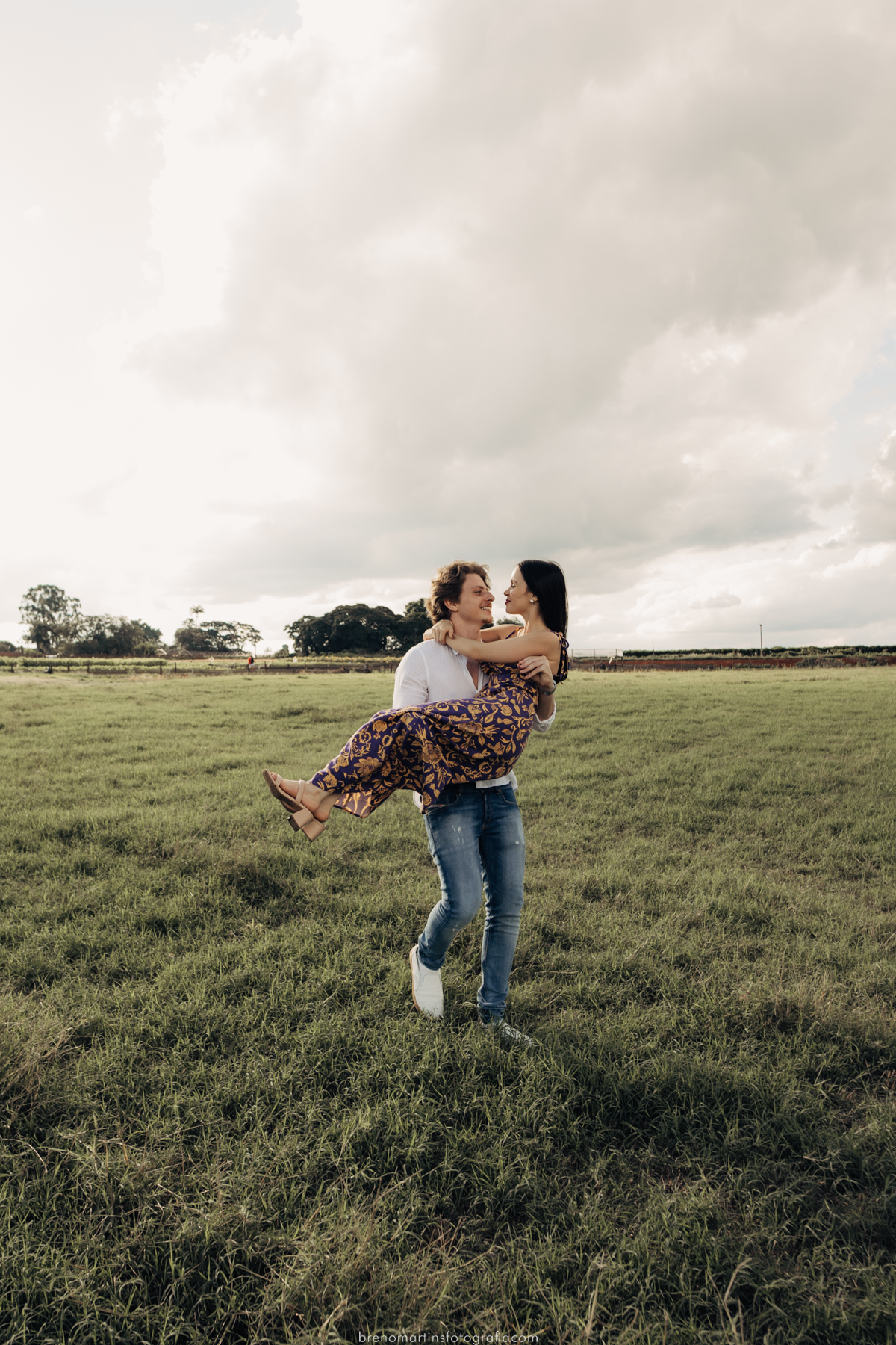 gabi-e-gianluca-pre-casamento-em-holambra-cidade-das-flores-parque-macena-breno-martins-fotografia-brenomartinsfoto-cidade-das-flores