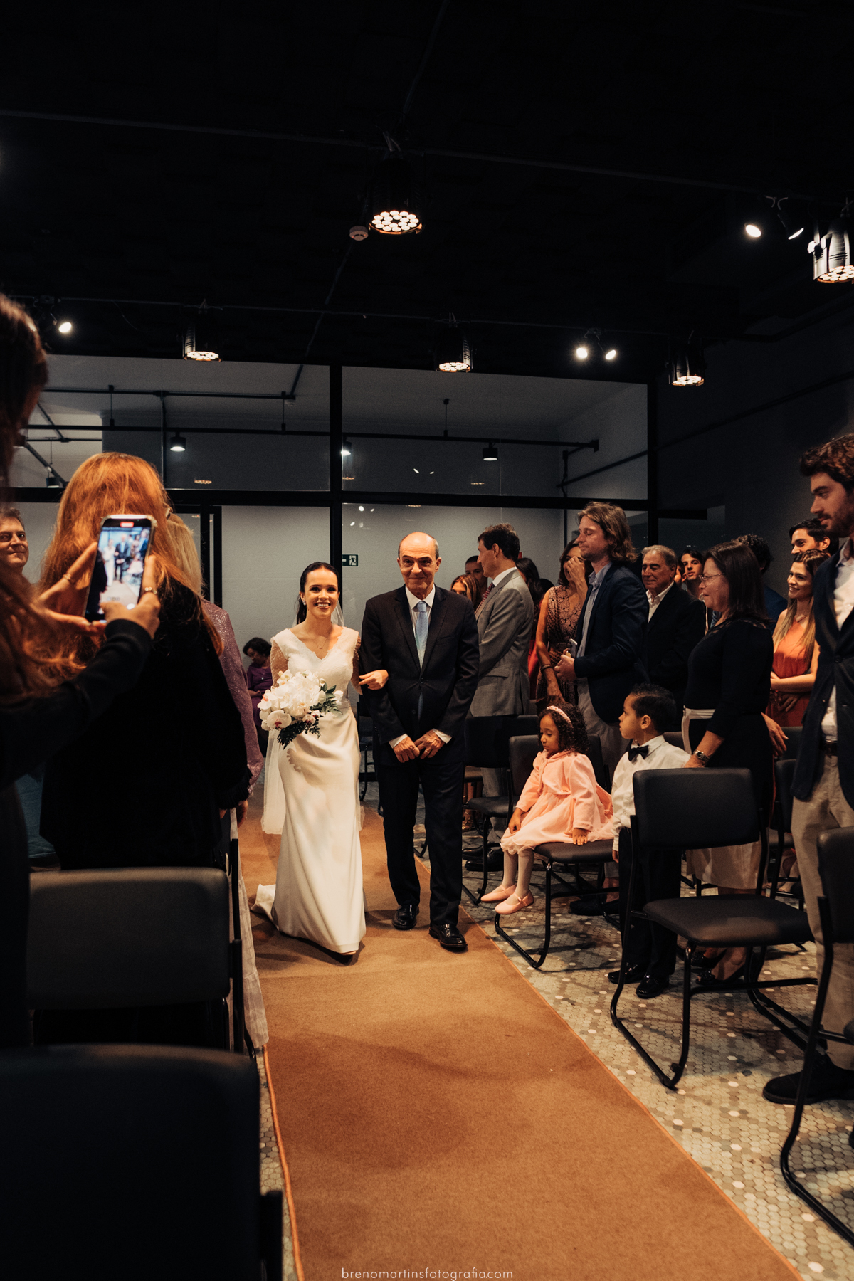 gabi-e-gianluca-making-of-noiva-mget-rua-pacaembu-1597-casamento-restaurante-ecully-rua-cotoxo-493-brenomartinsfoto-brenomartinsfotografia