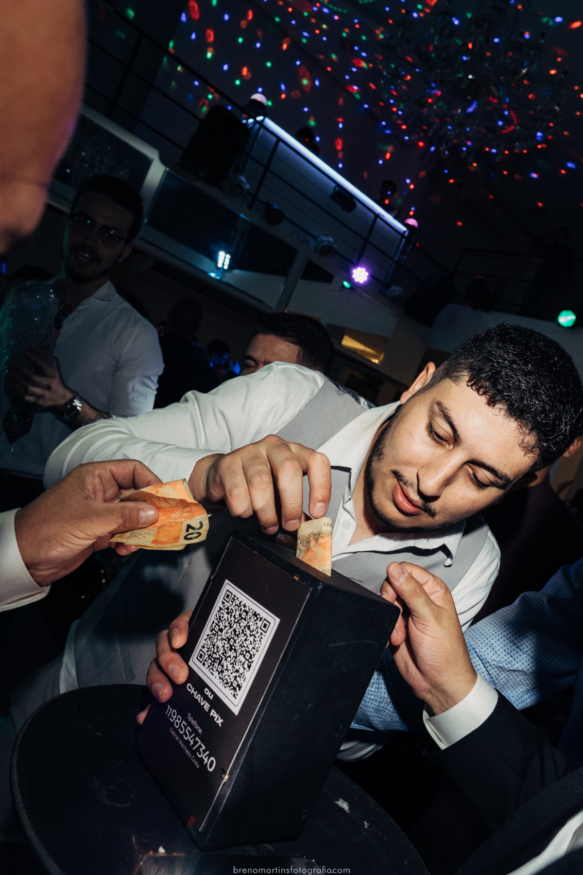 gabriella-e-gabriel-making-of-noiva-no-espaco-le-charmant-casamento-no-espaco-halo-osasco-sp-brenomartinsfoto-breno-martins-fotografia