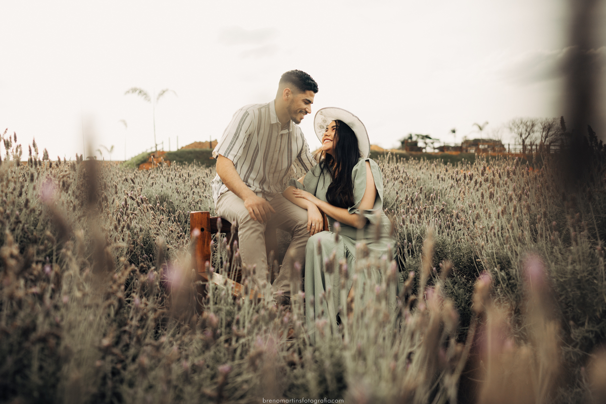 nathalia-e-igor-pre-wedding-em-holambra-no-parque-macena-brenomartinsfoto