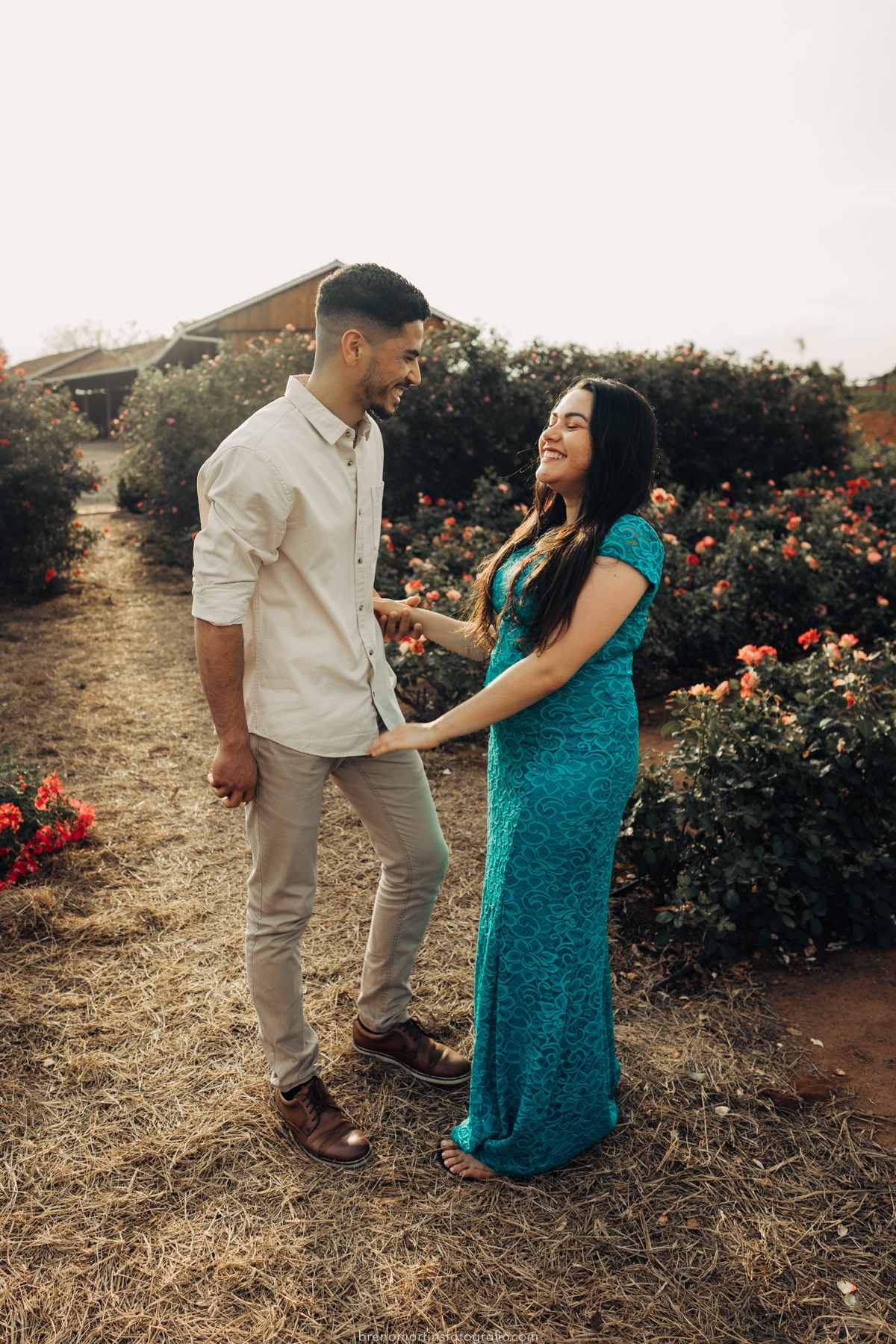 nathalia-e-igor-pre-wedding-em-holambra-no-parque-macena-brenomartinsfoto