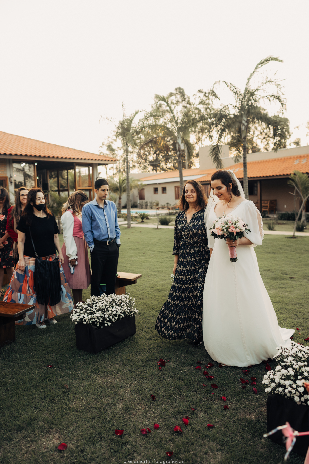 amanda-e-josias-casamento-sud-templo-de-sao-paulo-capela-nossa-senhora-das-gracas-em-itu-mini-wedding-familia-prieto-brenomartinsfoto-breno-martins-fotografia