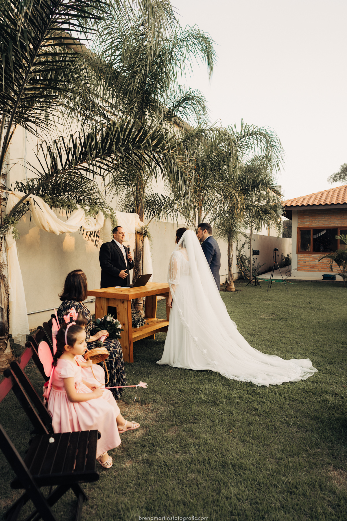 amanda-e-josias-casamento-sud-templo-de-sao-paulo-capela-nossa-senhora-das-gracas-em-itu-mini-wedding-familia-prieto-brenomartinsfoto-breno-martins-fotografia