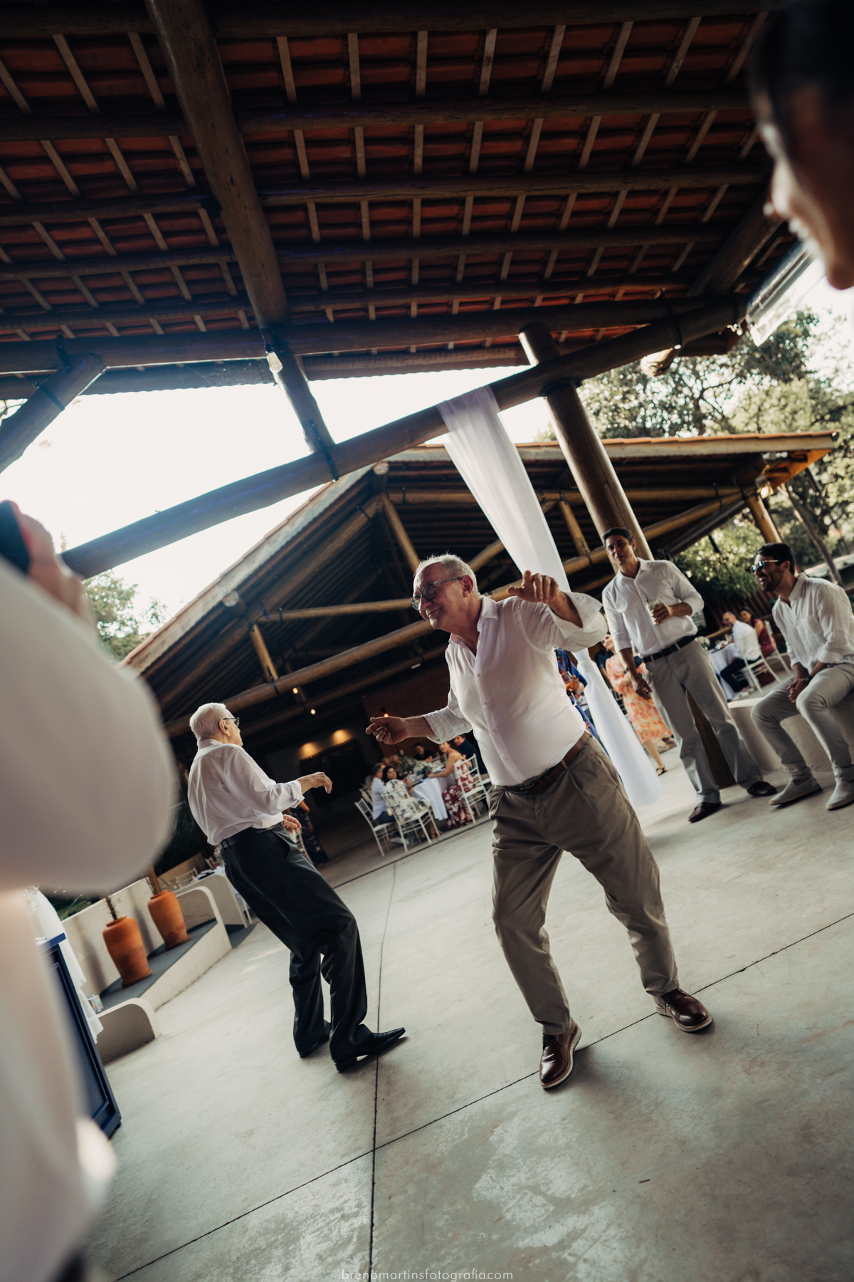 marcela-e-bruno-casamento-no-espaco-jardim-do-brooklin-sao-paulo-breno-martins-fotografia-fotografia-de-casamento-no-jardim-do-brooklin