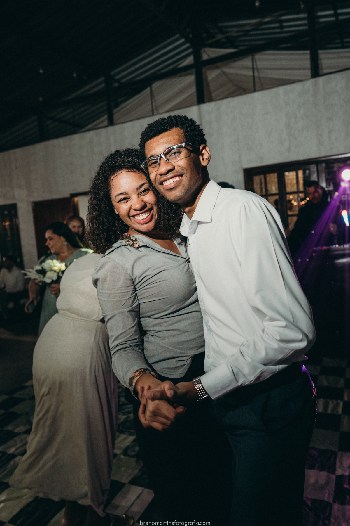 tamara-e-rosenilto-casamento-no-espaco-la-felicita-em-mogi-das-cruzes-casamento-na-chuva-brenomartinsfoto-breno-martins-fotografia