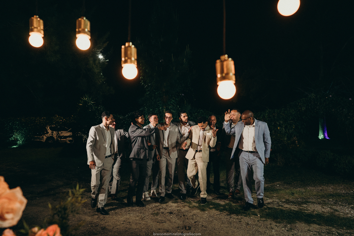 tamara-e-rosenilto-casamento-no-espaco-la-felicita-em-mogi-das-cruzes-casamento-na-chuva-brenomartinsfoto-breno-martins-fotografia