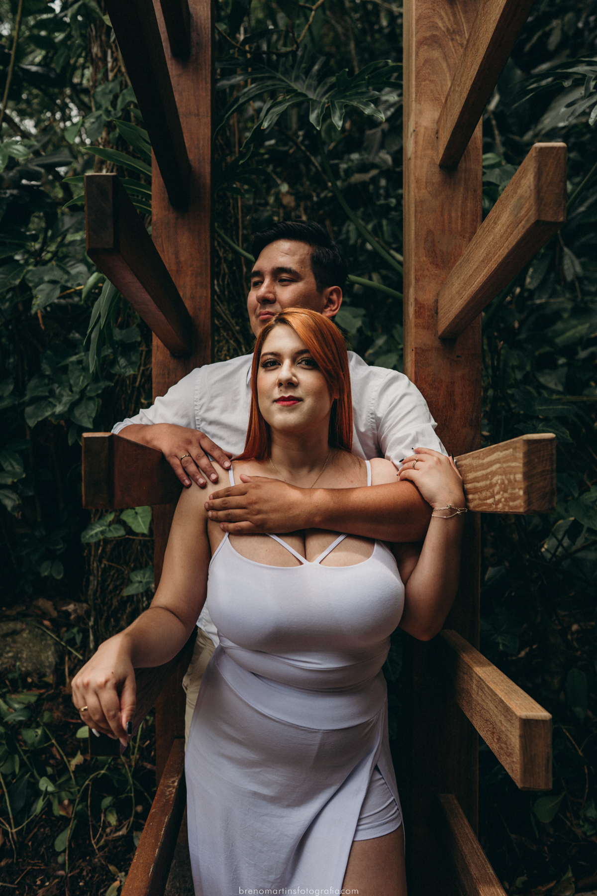 rosangela-e-bruno-pre-wedding-na-praia-de-sao-pedro-guaruja-sp-brenomartinsfoto