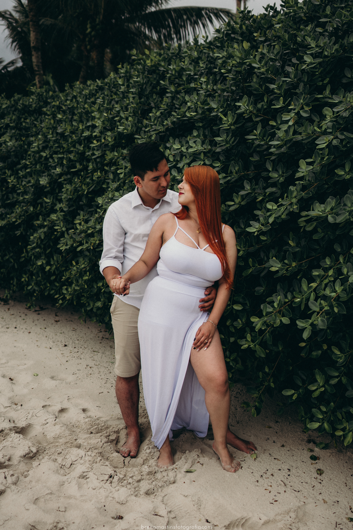 rosangela-e-bruno-pre-wedding-na-praia-de-sao-pedro-guaruja-sp-brenomartinsfoto