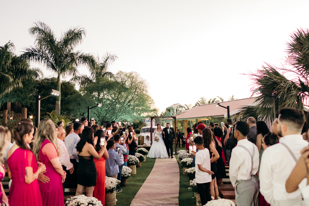 laysa-e-mateus-casamento-no-espaco-terra-nobre-em-monte-mor-eventos-brenomartinsfoto-breno-martins-fotografia 