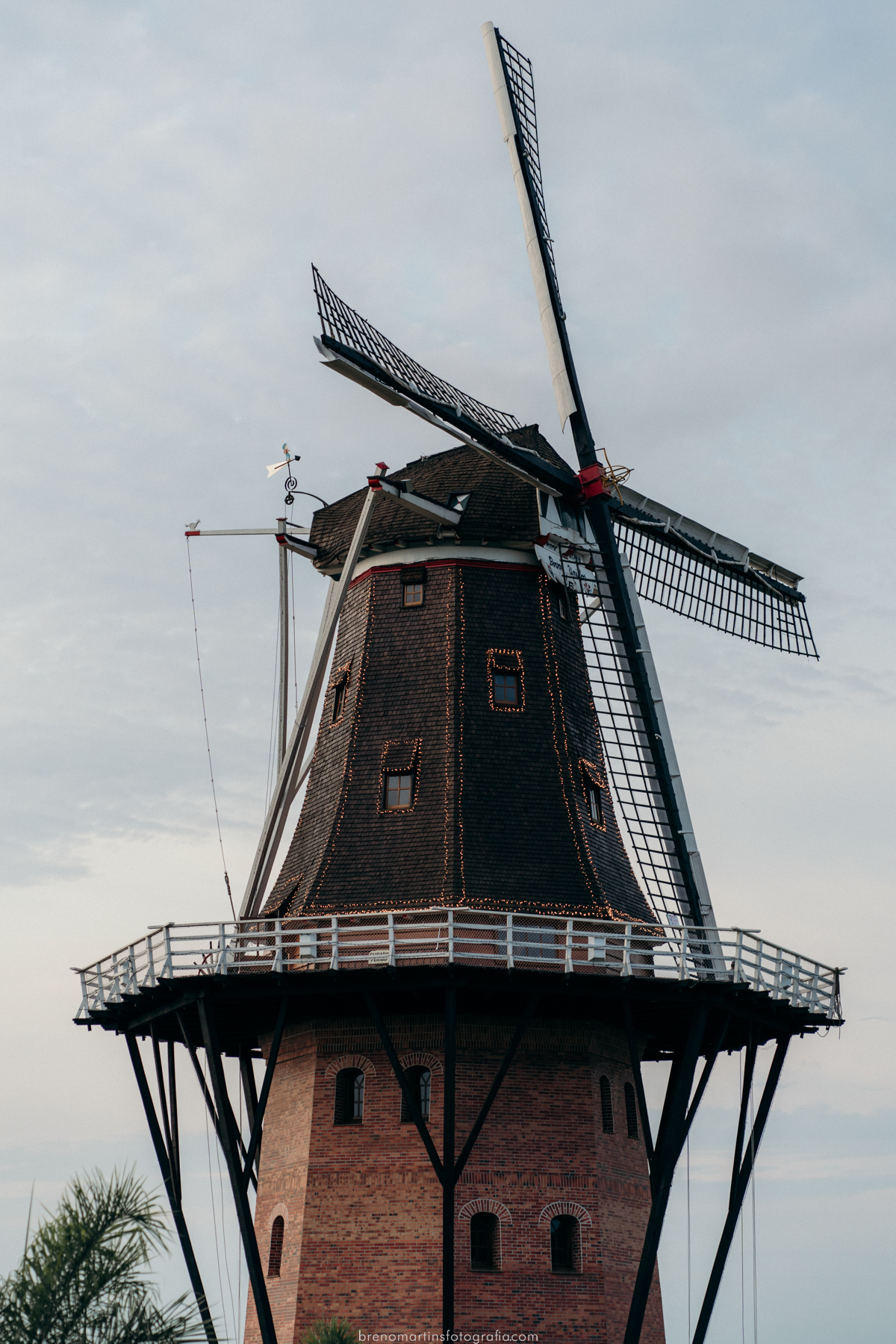 juliete-e-ivan-pre-wedding-em-holambra-sp-moinho-velho-ensaio-brenomartinsfoto-brenomartinsfotografia