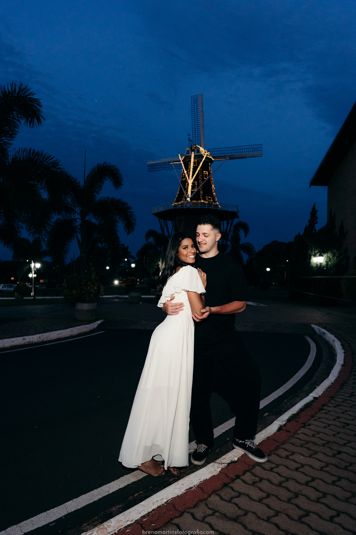 juliete-e-ivan-pre-wedding-em-holambra-sp-moinho-velho-ensaio-brenomartinsfoto-brenomartinsfotografia