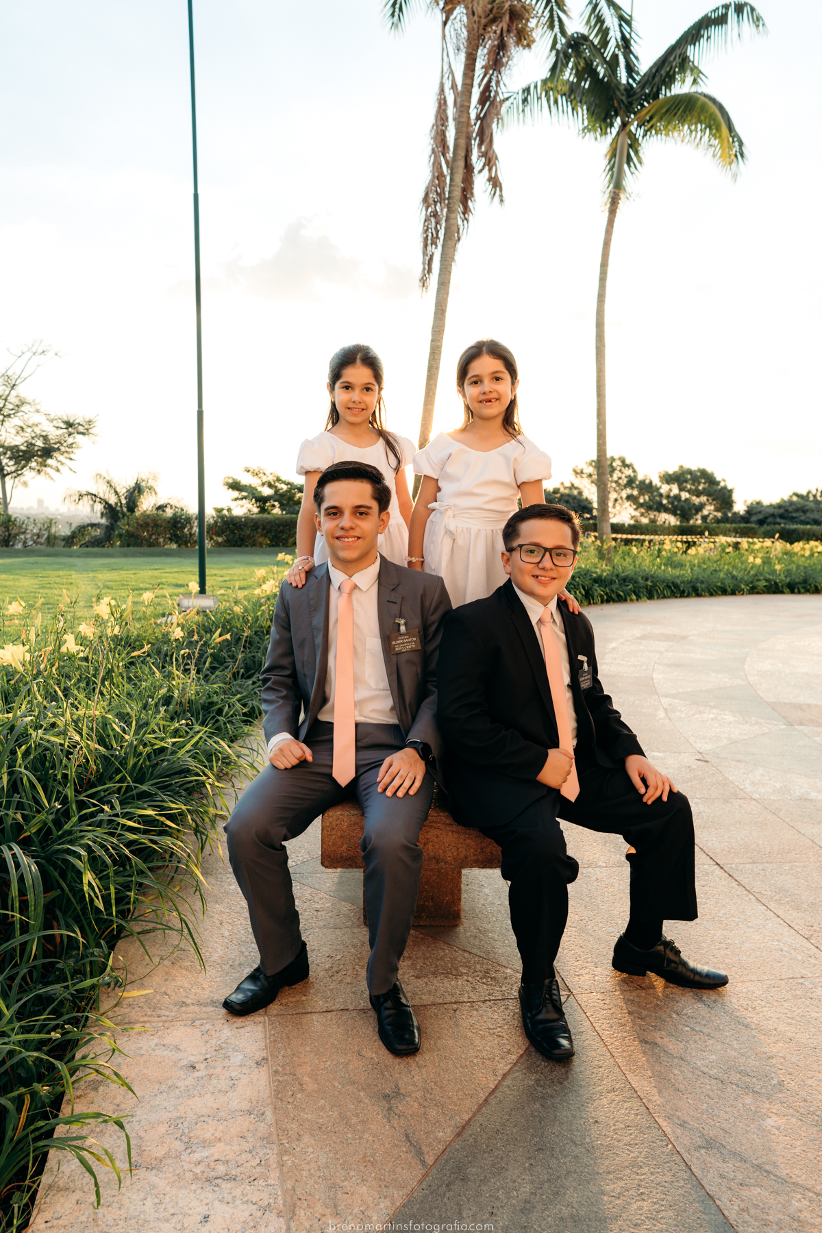 sem-titulofamilia-duo-santos-sessao-familia-no-templo-de-campinas-sud-breno-martins-fotografia-brenomartinsfotografia-ensaio-de-batismo-sud-livro-de-mormon-batismo-sud-familia