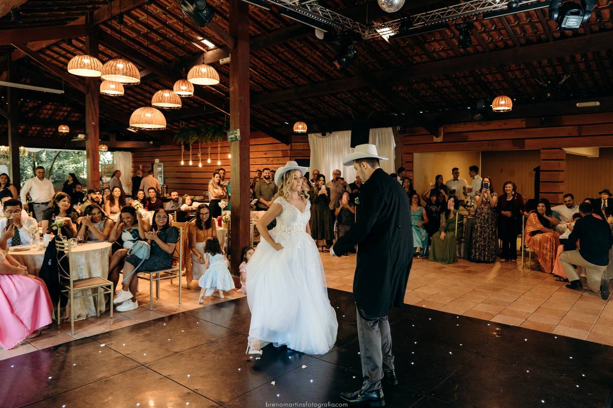brennda-e-gabriel-casamento-chacara-requinte-luiz-buffet-rua-maria-emilia-101-ribeirao-pires-sp-brenomartinsfoto-casamento-sud-templo-sud-breno-martins-fotografia