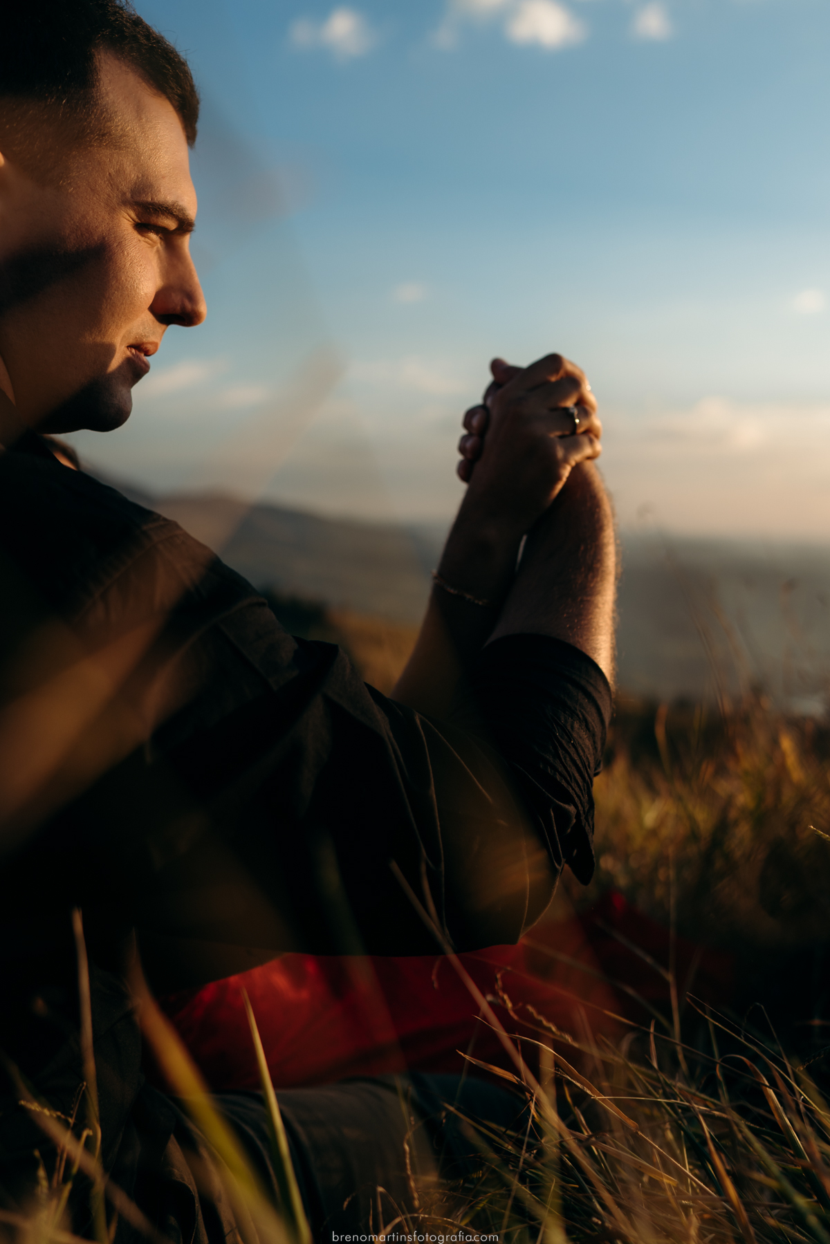 pre-wedding-no-morro-do-capuava-brenomartinsfoto-breno-martins-fotografia-casamento-no-campo-fotografo-sp-interior-lapis-de-noiva-virei-noiva