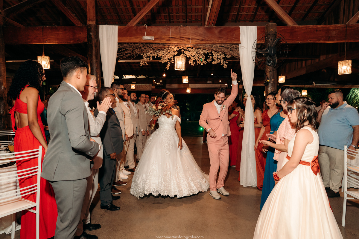 martha-e-felipe-casamento-na-chacara-caminho-de-luz-em-valinhos-sp-brenomartinsfoto-breno-martins-fotografia-casamento-em-valinhos 40.jpg
martha-e-felipe-casamento-na-chacara-caminho-de-luz-em-valinhos-sp-brenomartinsfoto-breno-martins-fotografia-casament