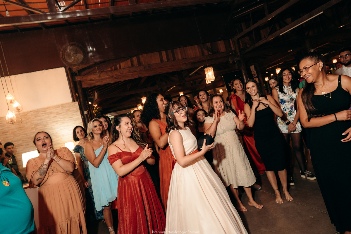 martha-e-felipe-casamento-na-chacara-caminho-de-luz-em-valinhos-sp-brenomartinsfoto-breno-martins-fotografia-casamento-em-valinhos 40.jpg
martha-e-felipe-casamento-na-chacara-caminho-de-luz-em-valinhos-sp-brenomartinsfoto-breno-martins-fotografia-casament