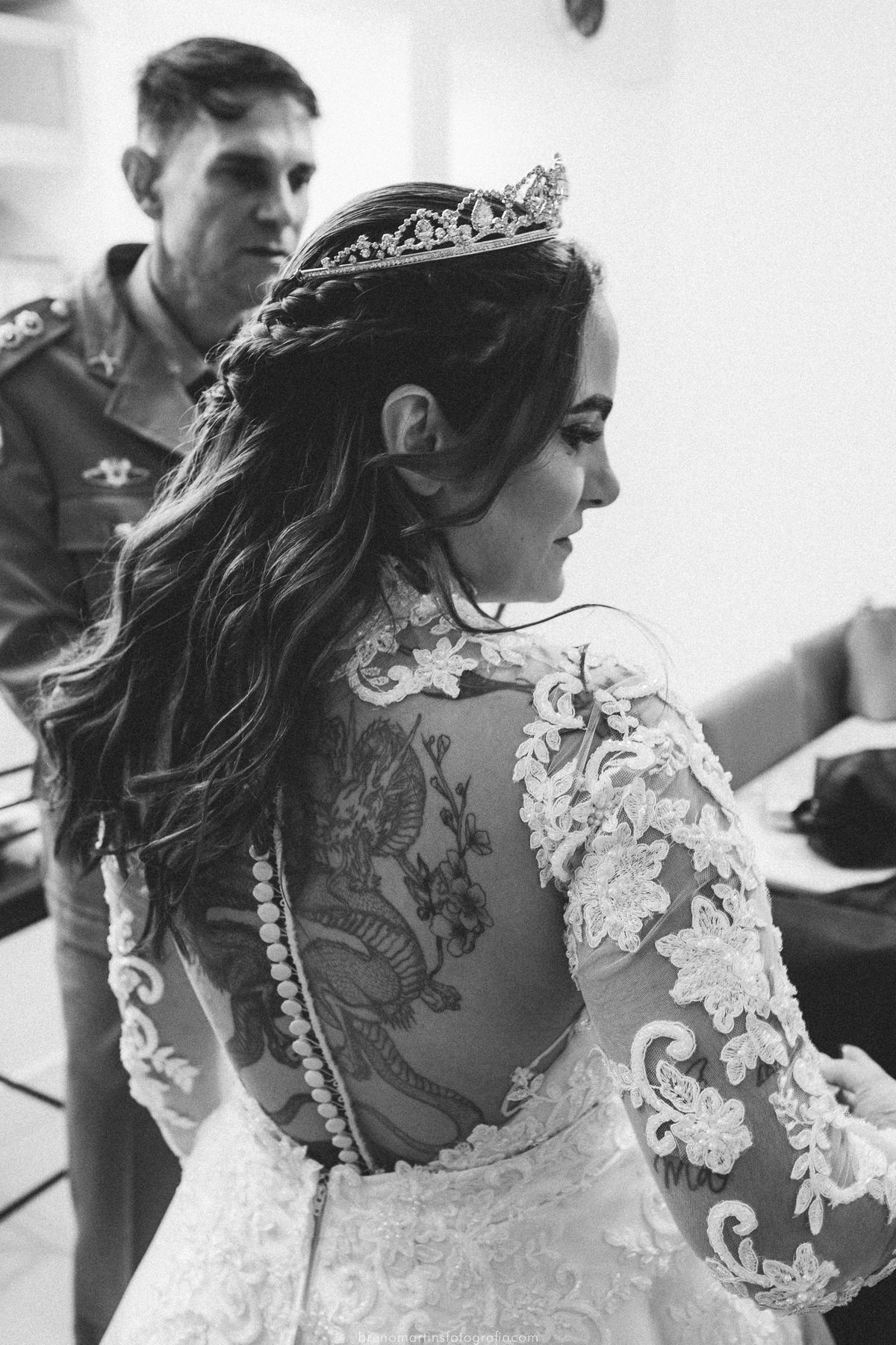 julia-e-koji-casamento-em-florianopolis-indaia-eventos-buffet-indaia-em-floripa-noiva-tatoo-vestido-de-noiva-casamento-buffet-indaia-eventos-brenomartinsfoto