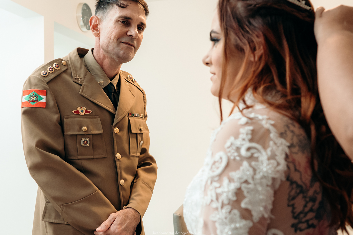 julia-e-koji-casamento-em-florianopolis-indaia-eventos-buffet-indaia-em-floripa-noiva-tatoo-vestido-de-noiva-casamento-buffet-indaia-eventos-brenomartinsfoto