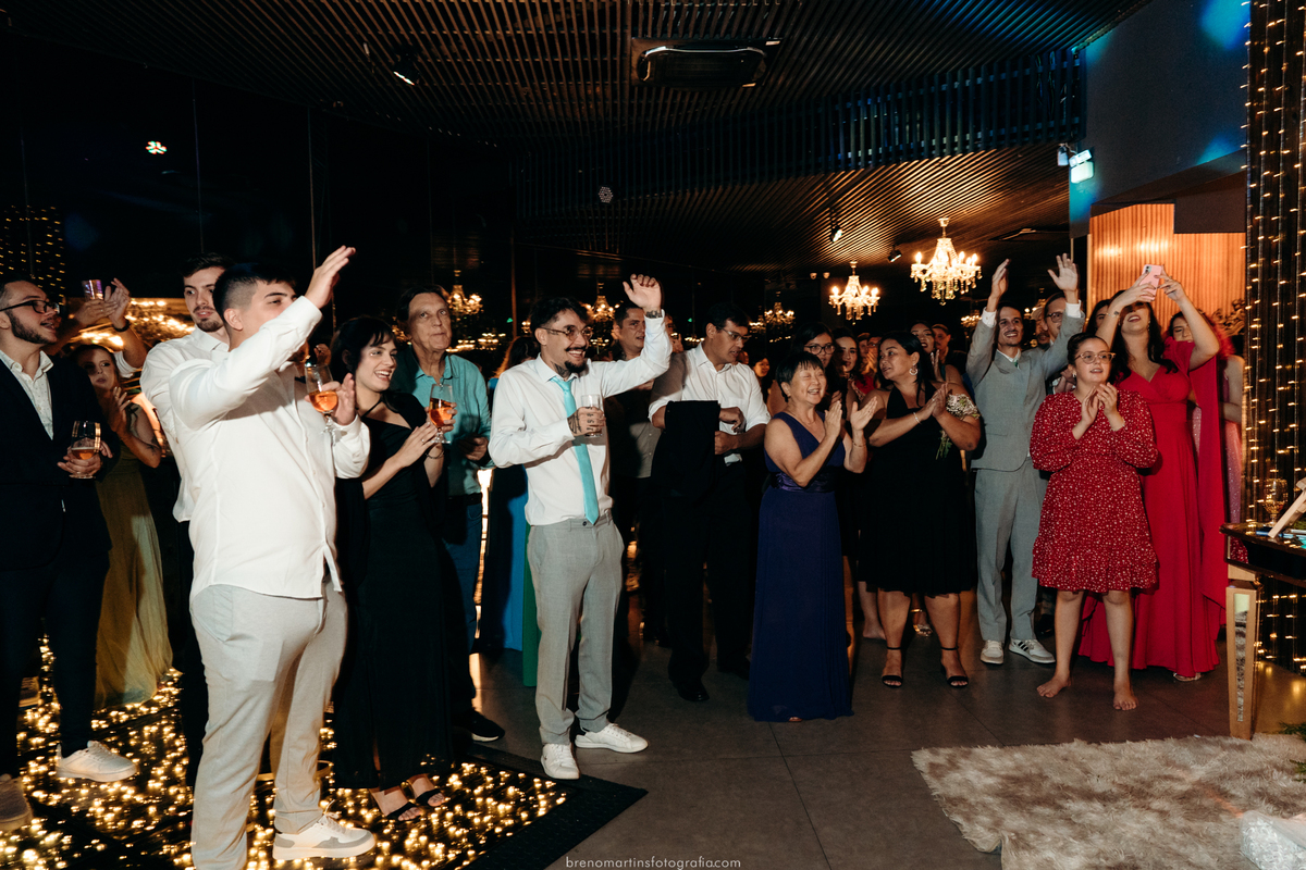 julia-e-koji-casamento-em-florianopolis-indaia-eventos-buffet-indaia-em-floripa-noiva-tatoo-vestido-de-noiva-casamento-buffet-indaia-eventos-brenomartinsfoto