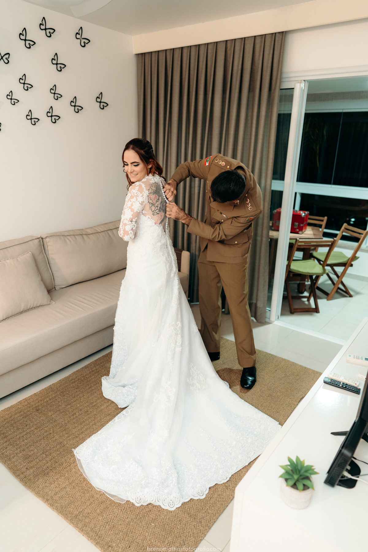 julia-e-koji-casamento-em-florianopolis-indaia-eventos-buffet-indaia-em-floripa-noiva-tatoo-vestido-de-noiva-casamento-buffet-indaia-eventos-brenomartinsfoto