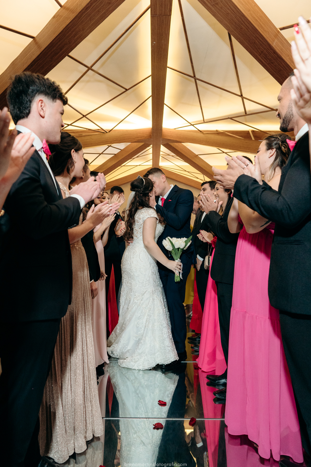 rebecca-e-victor-casamento-na mansao-arabesque-templo-de-sao-paulo-making-of-noiva-breno-martins-fotografia-breno-martins-foto-buffet-evento-perfeito 