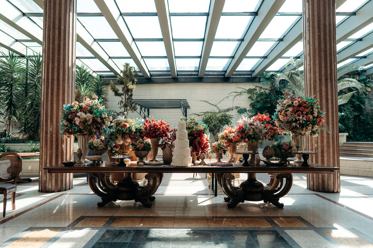 rebecca-e-victor-casamento-na mansao-arabesque-templo-de-sao-paulo-making-of-noiva-breno-martins-fotografia-breno-martins-foto-buffet-evento-perfeito 