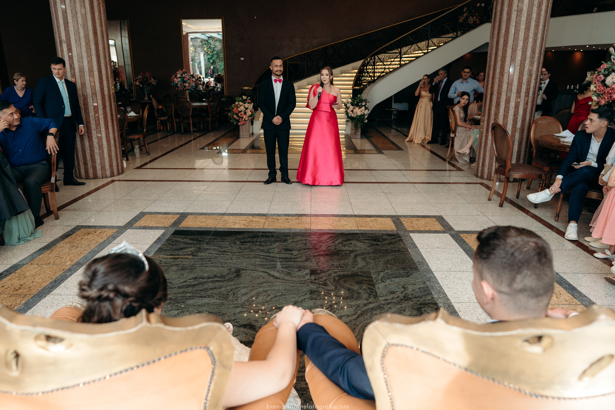 rebecca-e-victor-casamento-na mansao-arabesque-templo-de-sao-paulo-making-of-noiva-breno-martins-fotografia-breno-martins-foto-buffet-evento-perfeito 