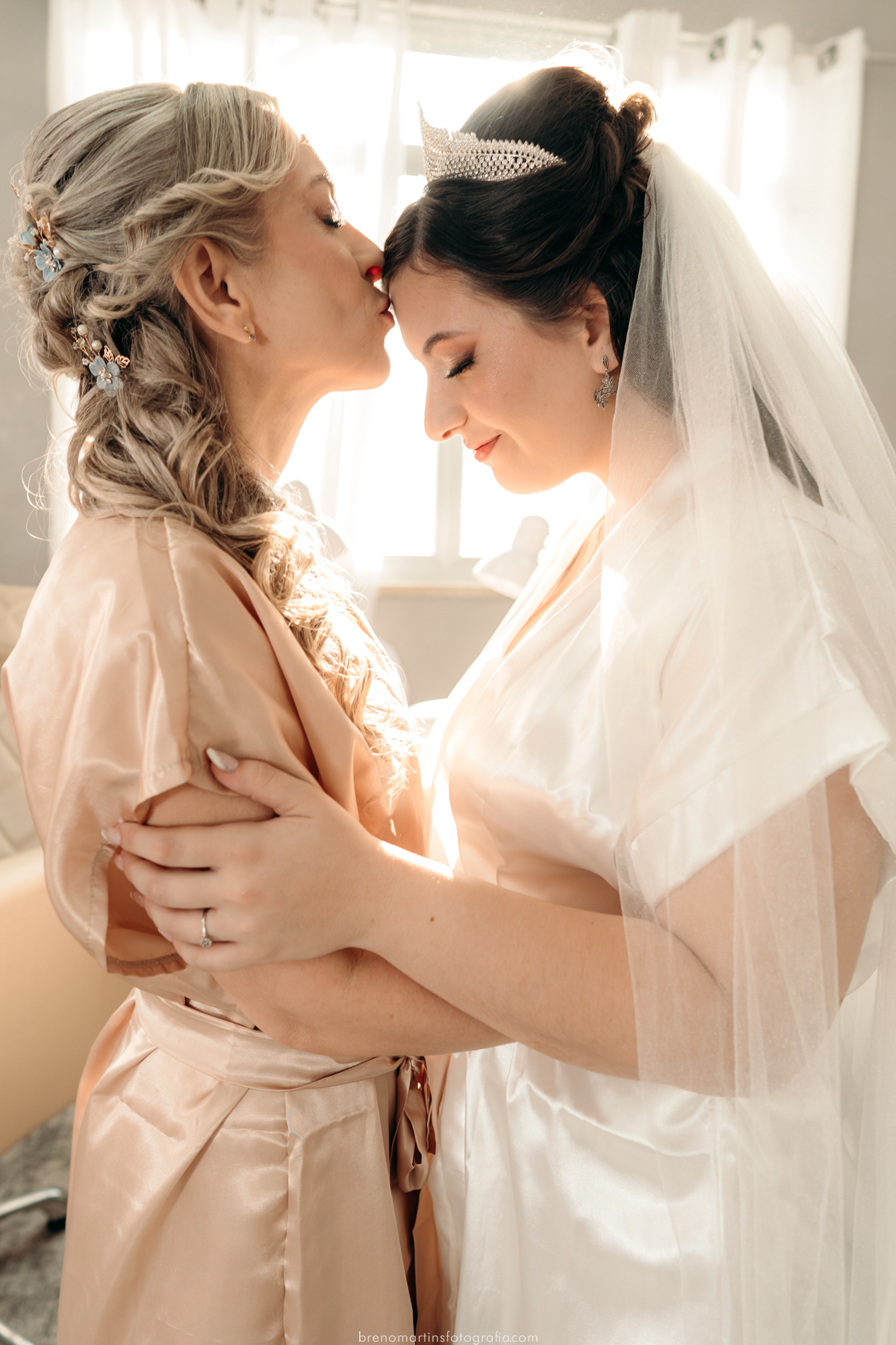 rebecca-e-victor-casamento-na mansao-arabesque-templo-de-sao-paulo-making-of-noiva-breno-martins-fotografia-breno-martins-foto-buffet-evento-perfeito 