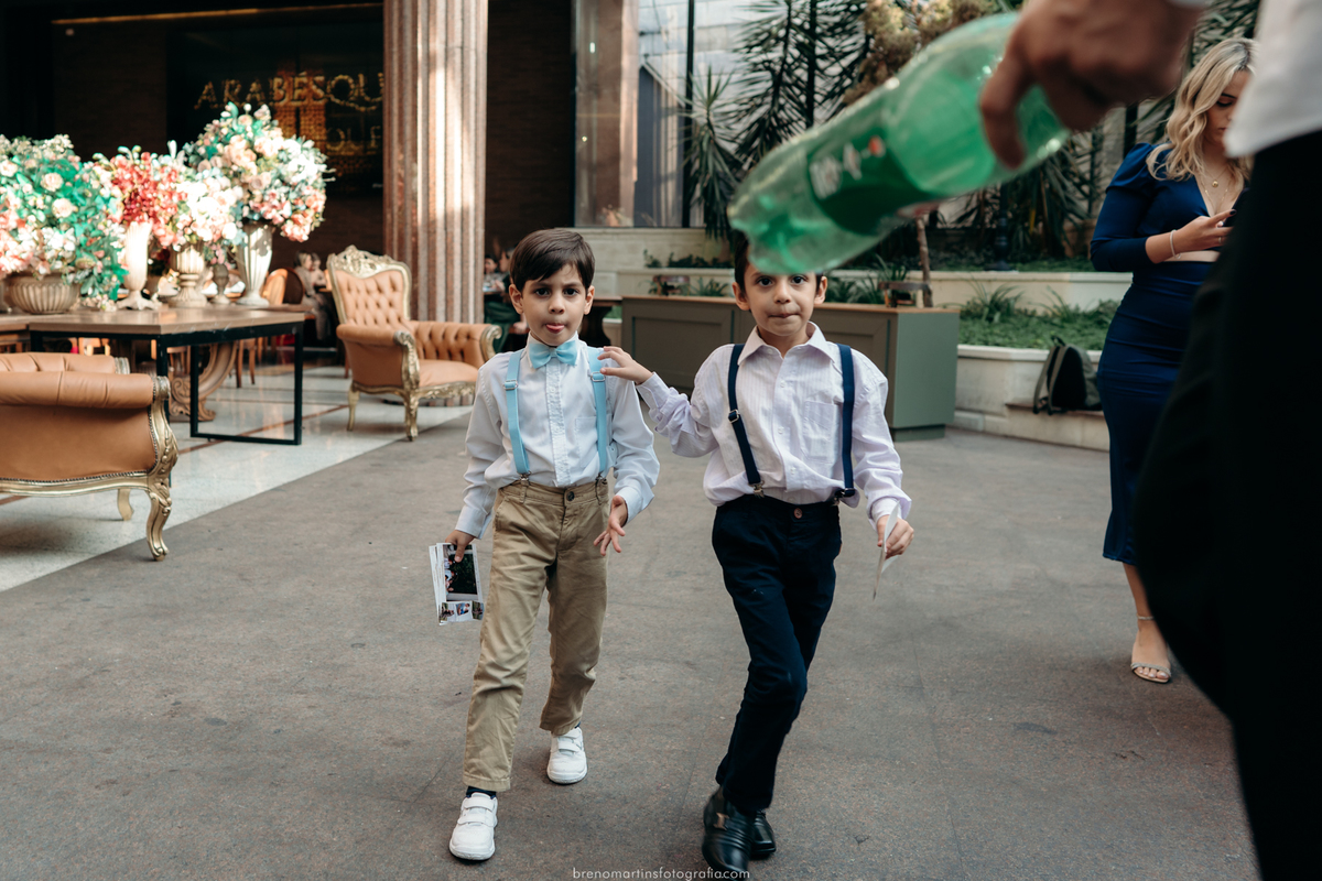 rebecca-e-victor-casamento-na mansao-arabesque-templo-de-sao-paulo-making-of-noiva-breno-martins-fotografia-breno-martins-foto-buffet-evento-perfeito 