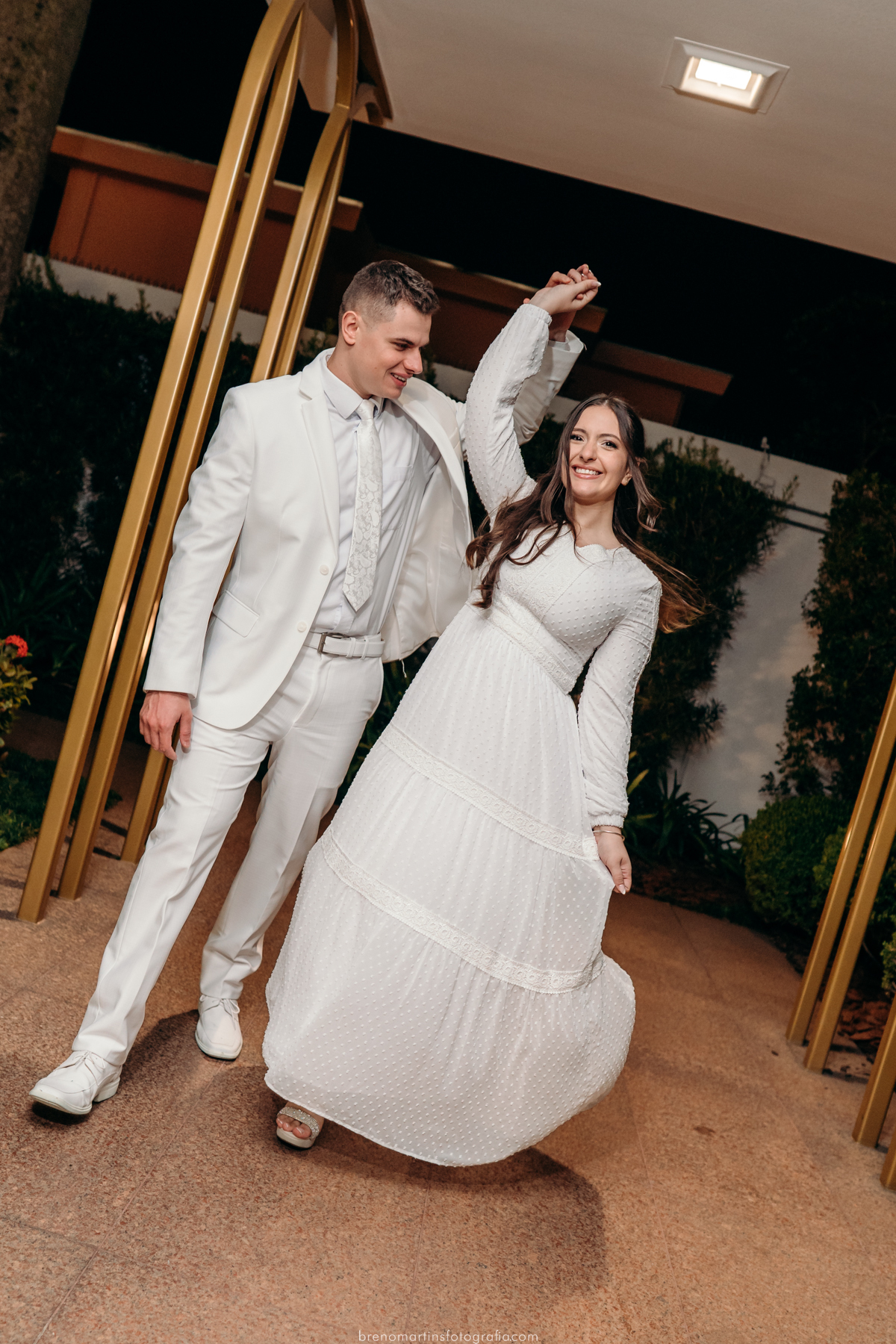 rebecca-e-victor-casamento-na mansao-arabesque-templo-de-sao-paulo-making-of-noiva-breno-martins-fotografia-breno-martins-foto-buffet-evento-perfeito 