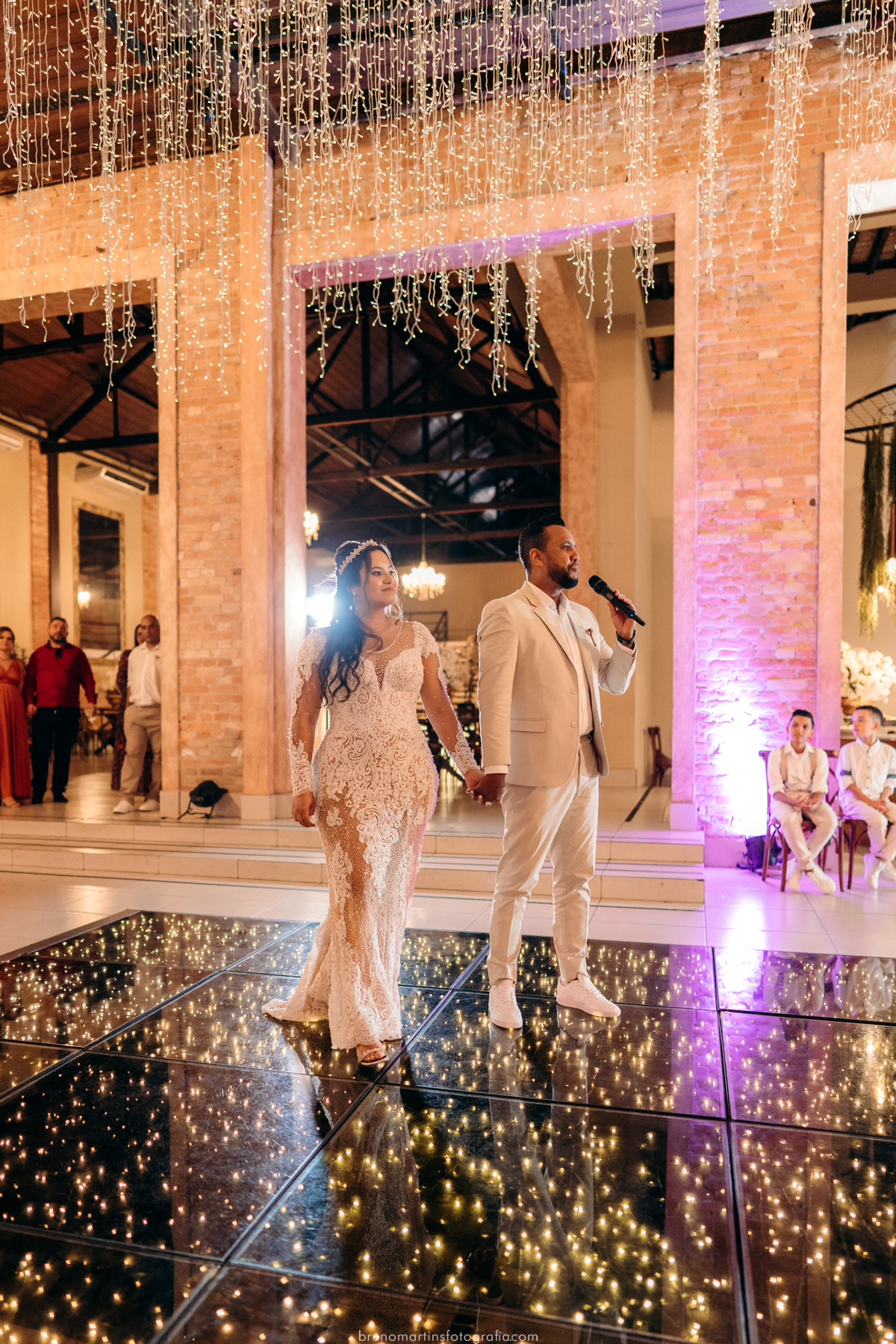 renata-e-rafael-casamento-no-villaggio-europeo-buffet-evento-perfeito-mansao-lucas-vestidodenoiva-casamento-evento-perfeito-brenomartinsfoto