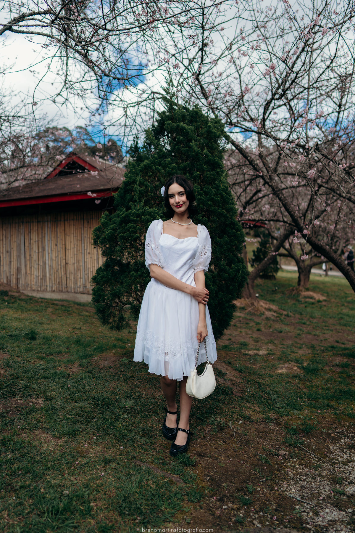stefane-e-esau-pre-wedding-no-parque-das-cerejeiras-em-campos-do-jordao-sp-brenomartinsfoto-breno-martins-fotografia