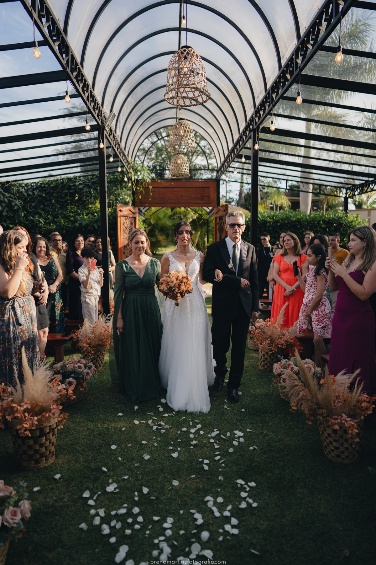 victoria-e-leonardo-casamento-na-chacara-vem-viver-sorocaba-votorantim-brenomartinsfoto-casamento-de-tarde-por-do-sol-vem-viver-casar-em-sorocaba-breno-martins 