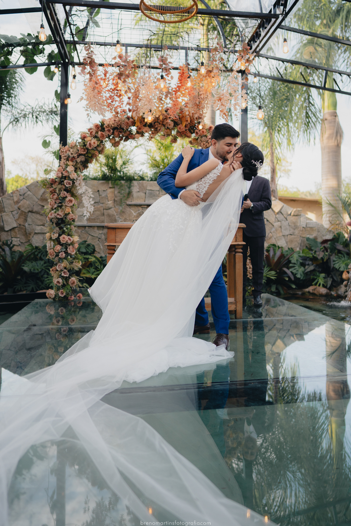 victoria-e-leonardo-casamento-na-chacara-vem-viver-sorocaba-votorantim-brenomartinsfoto-casamento-de-tarde-por-do-sol-vem-viver-casar-em-sorocaba-breno-martins 