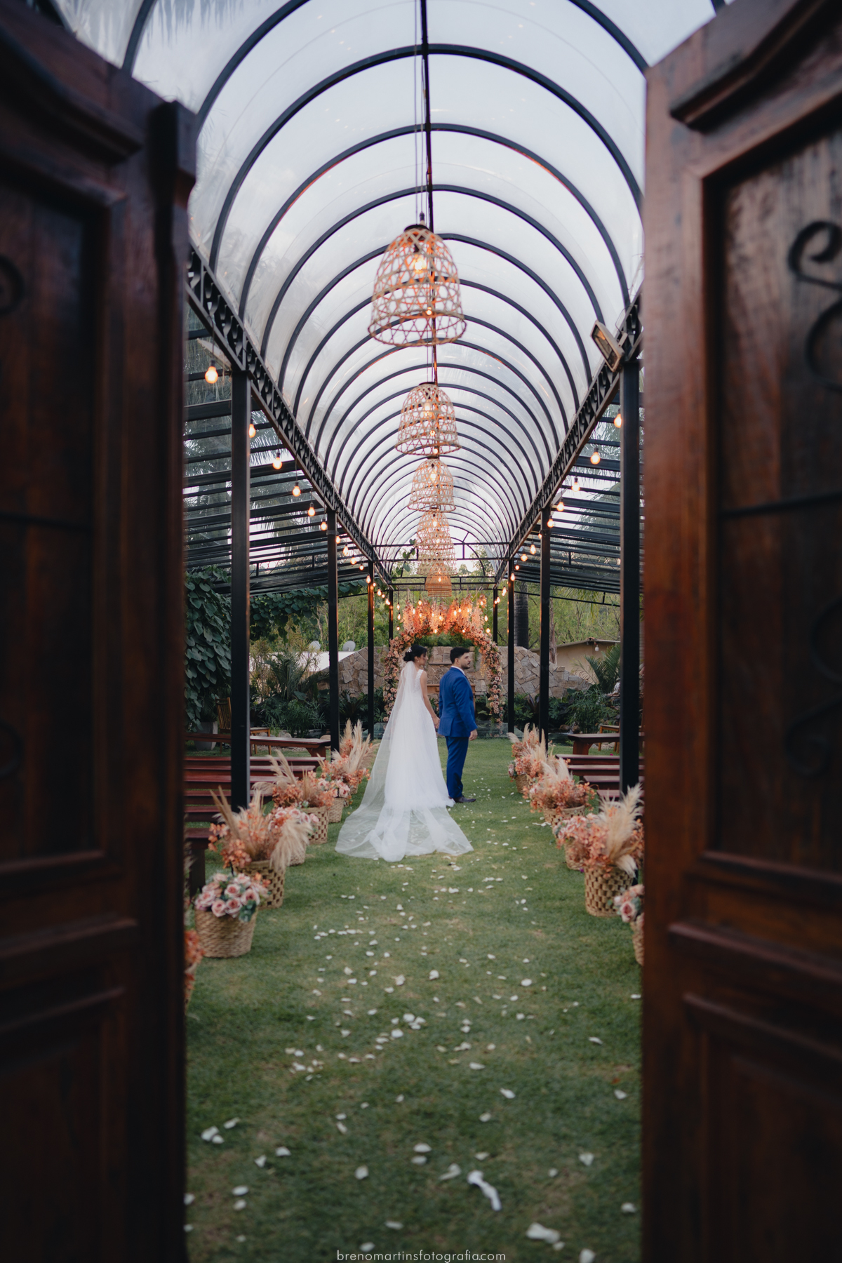 victoria-e-leonardo-casamento-na-chacara-vem-viver-sorocaba-votorantim-brenomartinsfoto-casamento-de-tarde-por-do-sol-vem-viver-casar-em-sorocaba-breno-martins 