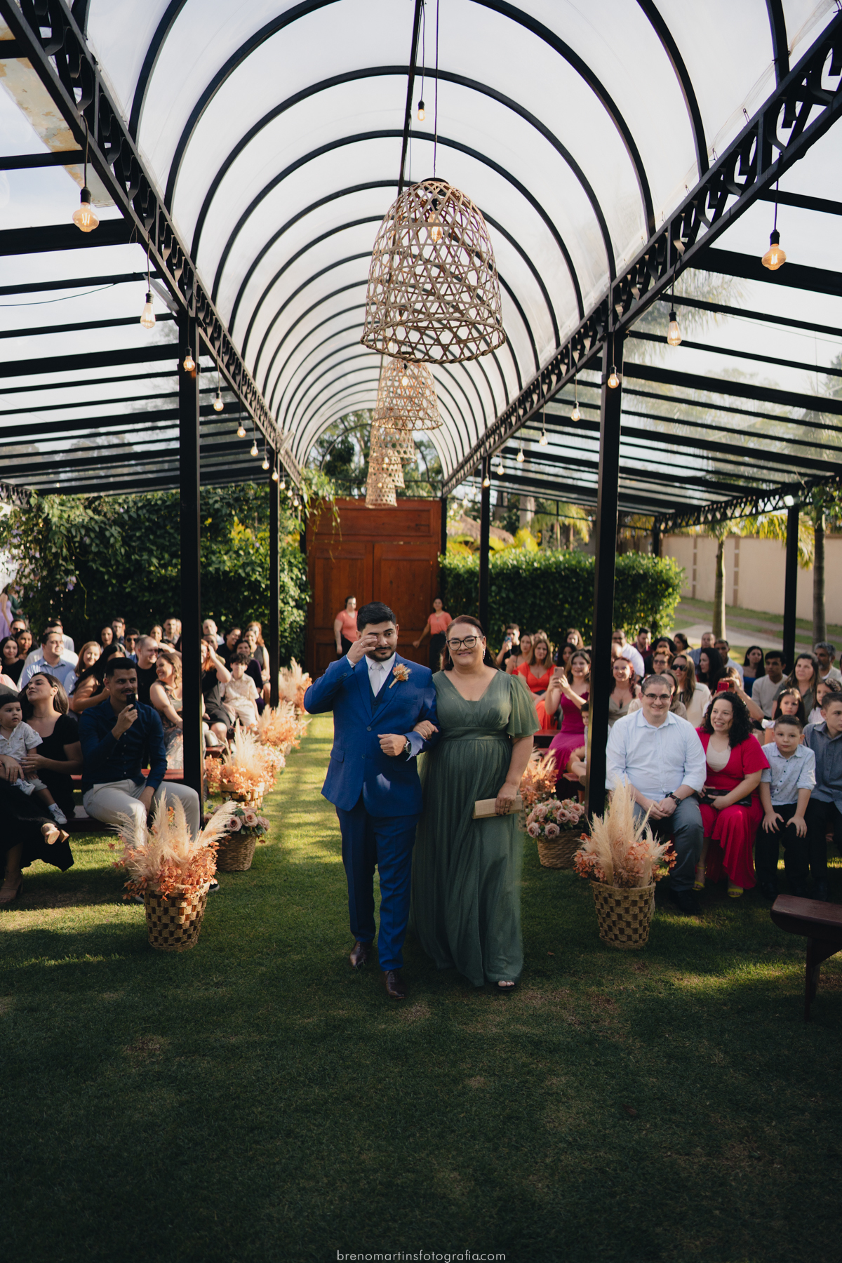 victoria-e-leonardo-casamento-na-chacara-vem-viver-sorocaba-votorantim-brenomartinsfoto-casamento-de-tarde-por-do-sol-vem-viver-casar-em-sorocaba-breno-martins 