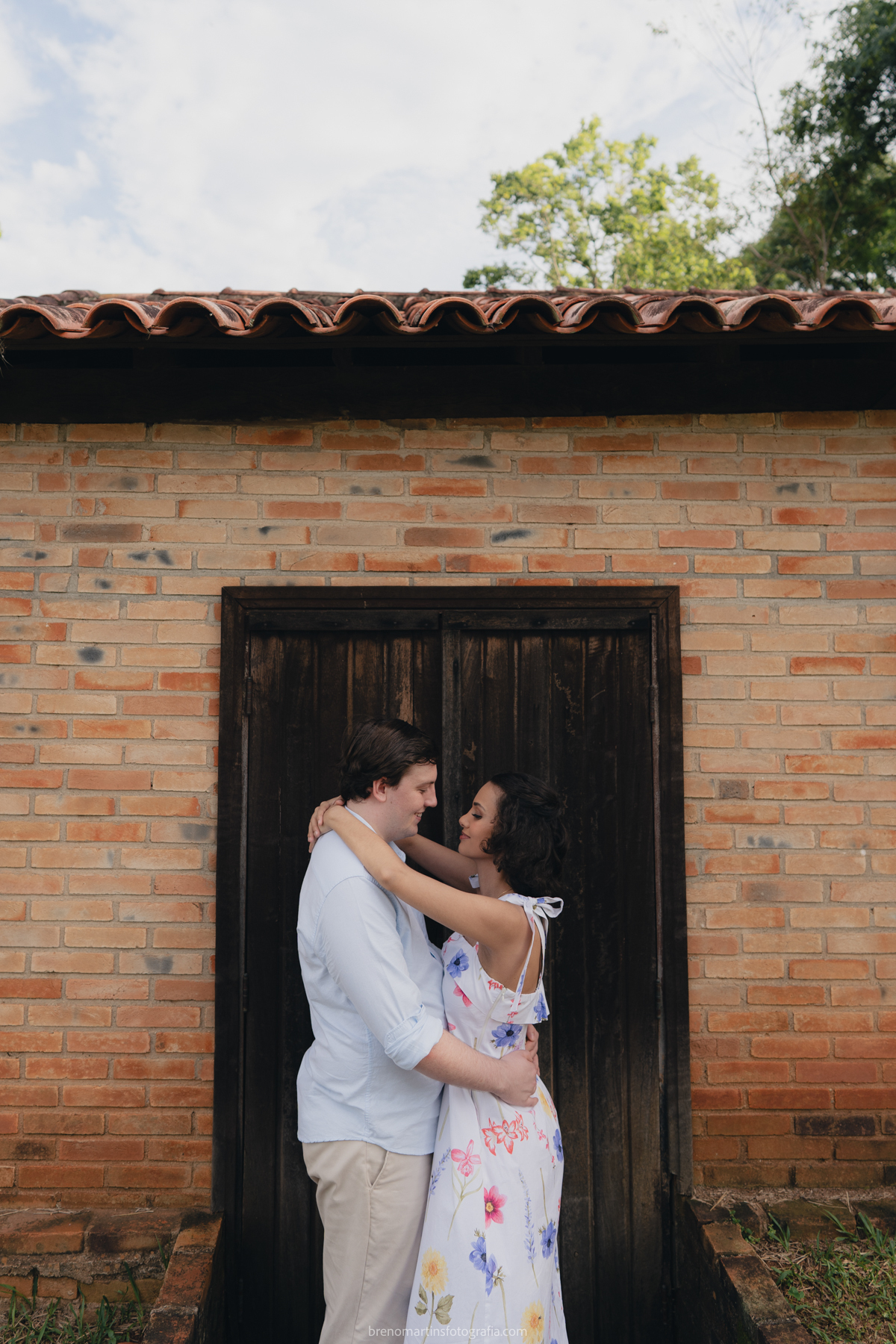 gabriela-e-joshua-e-pre-wedding-no-swiss-park-em-campinas-brenomartinsfoto1