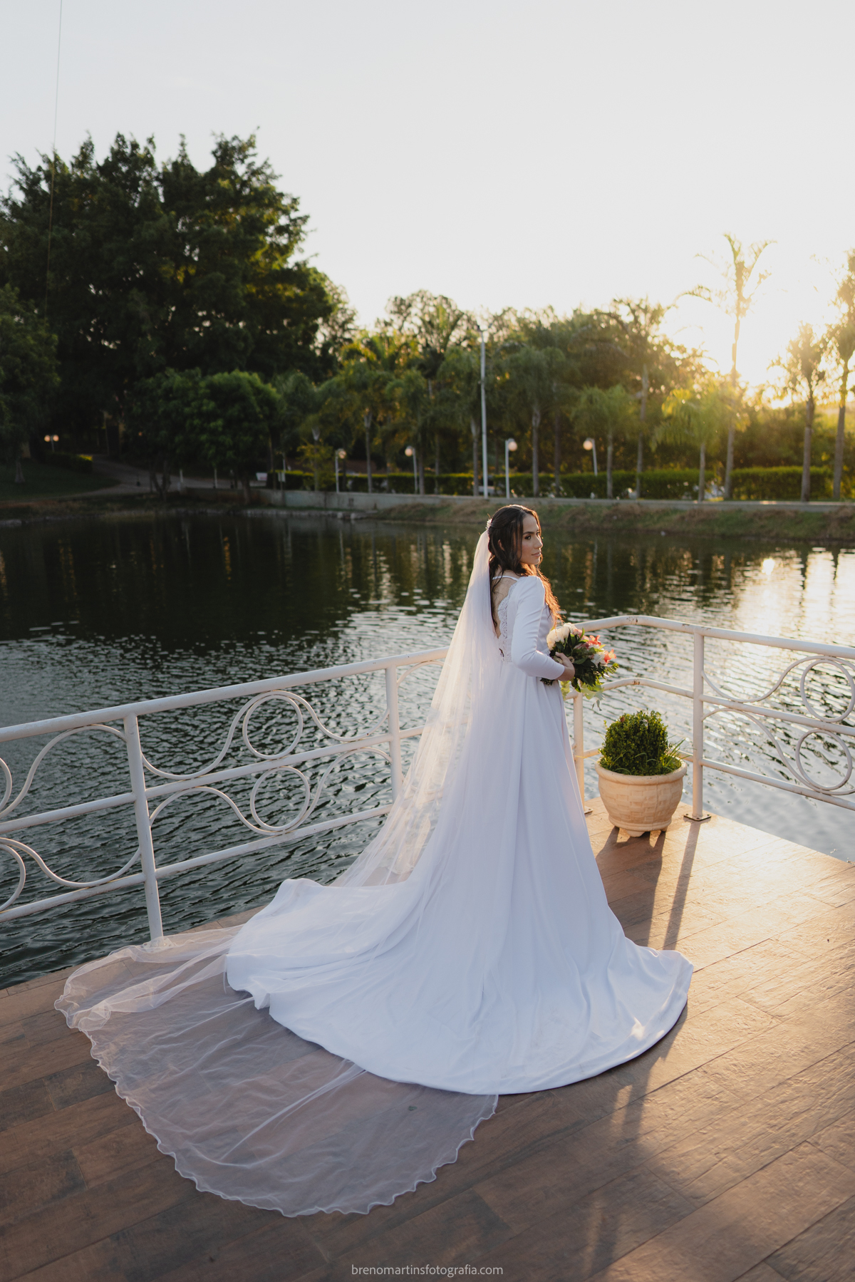 roseane-e-jonathan-casamento-no-chateau-de-lumiere-em-elias-fausto-brenomartinsfoto-alameda-dasflores-120-elias-fausto 