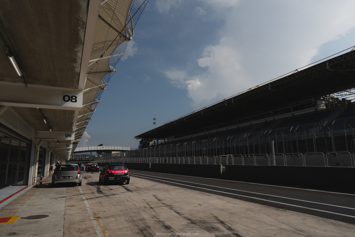 maria-clara-sessao-15-anos-no-autodromo-de-interlagos-brenomartinsfoto-breno-martins-fotografia-formula-1-interlagos 