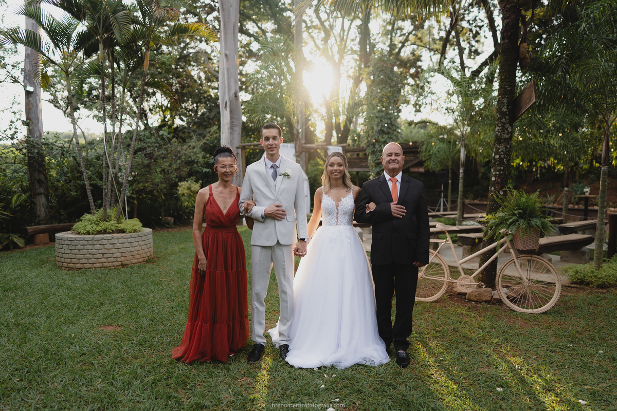 millena-hugo-casamento-na-chacara-lacos-eternos-brenomartinsfoto