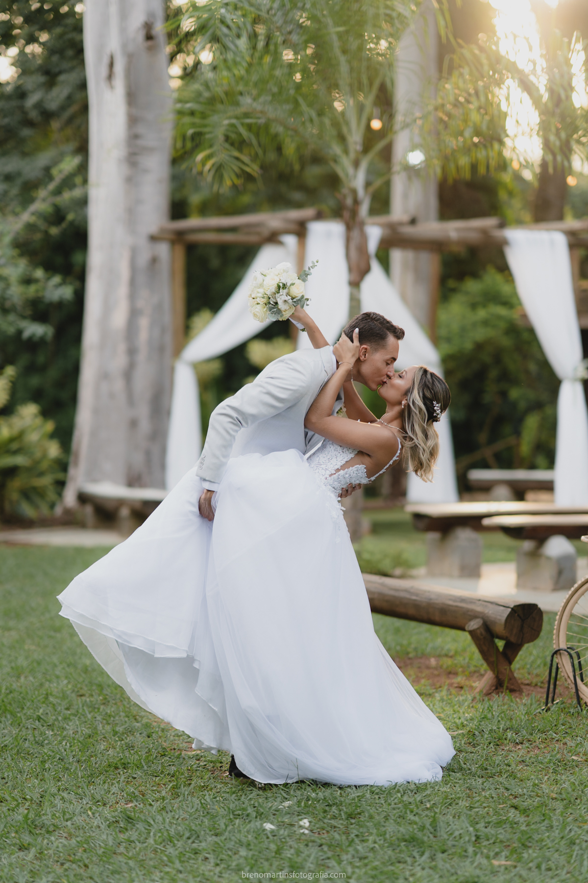 millena-hugo-casamento-na-chacara-lacos-eternos-brenomartinsfoto