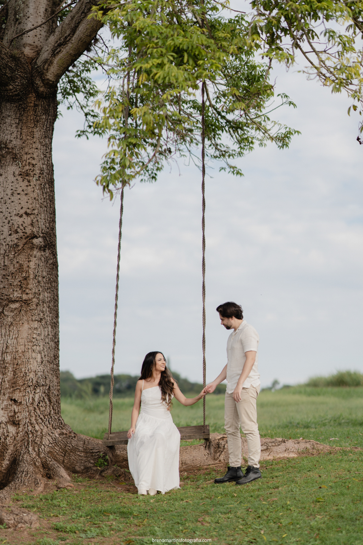 waytfa-e-leandro-pre-wedding-em-holambra-cidade-das-flores-@brenomartinsfoto-sitio-essencia-do-campo-holambra - 