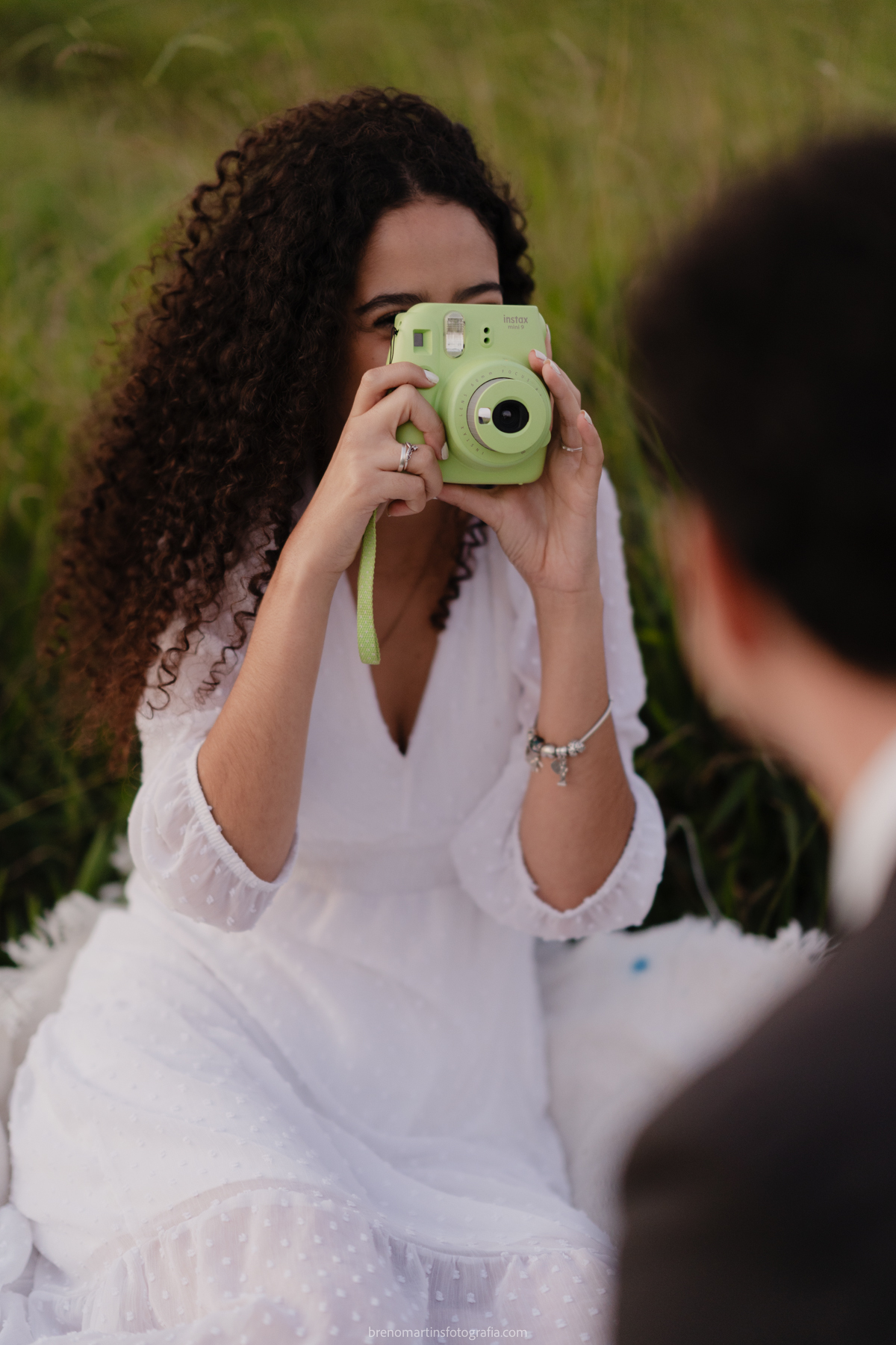 helena-e-braian-pre-wedding-no-morro-do-capuava-pre-wedding-na-montanha-brenomartinsfoto-breno-martins-fotografia