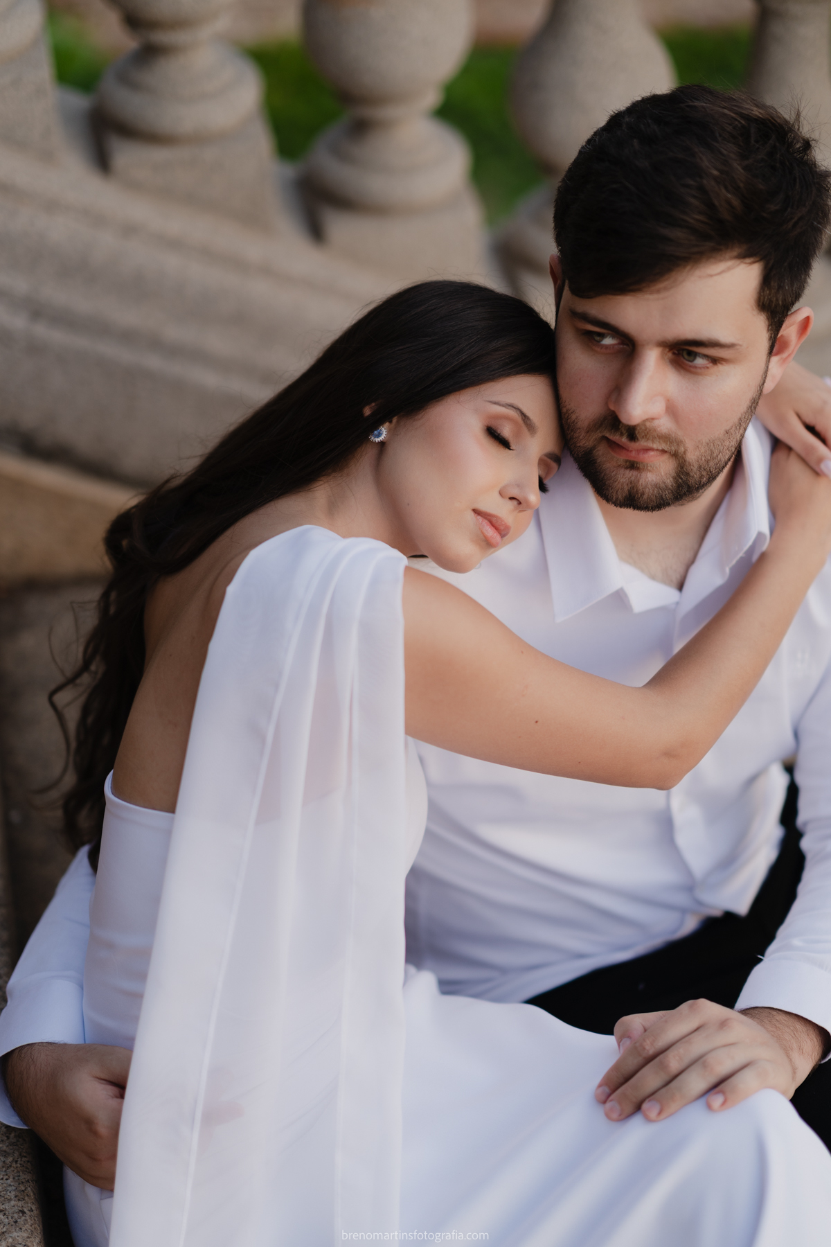 rafaela-e-eduardo-pre-wedding-no-museu-do-ipirangra-brenomartinsfoto-breno-martins-fotografia 