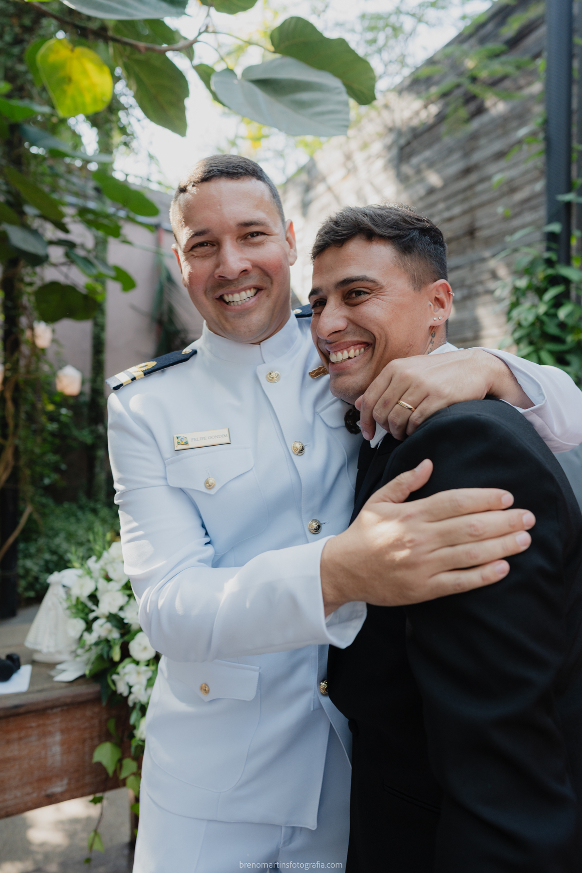 giovanna-e-felipe-casamento-no-jardim-secreto-sitio-sao-jorge-brenomartinsfoto-casamento-de-dia-vestido-de-noiva-