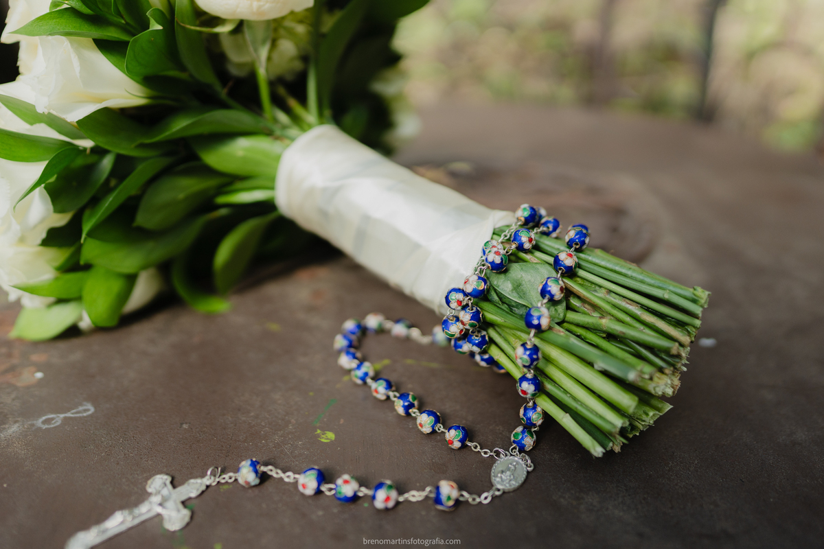 giovanna-e-felipe-casamento-no-jardim-secreto-sitio-sao-jorge-brenomartinsfoto-casamento-de-dia-vestido-de-noiva-